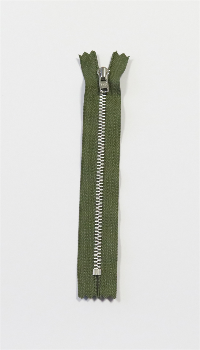 Lynlås YKK 4mm 18cm army grøn